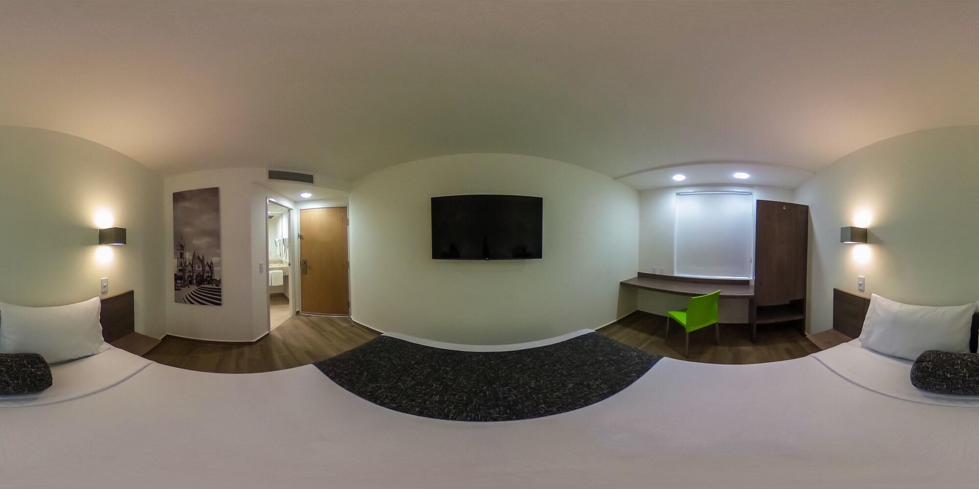 One Guadalajara Expo Hotel Екстериор снимка